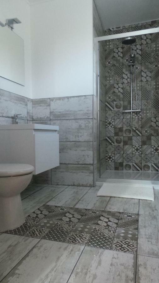 Number9 - Now With Air Conditioned Rooms Carlipa Luaran gambar